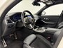 BMW 3-Serie 330e M-Sport | Schuif/kanteldak | Trekhaak | 360 camera |
