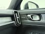 Volvo C40 Recharge Ultimate 69 kWh / 20 inch velgen / Nubuck / Harman Kardon audio / Elektrisch verstelbare stoelen / Stoel/- en stuurverwarming /