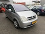 Opel Meriva 1.8-16V Maxx