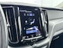 Volvo XC60 XC40 B4 Business Pro | 18" Allseason| Leder | Elektr. verst. Stoelen | Trekhaak | Parkeercamera | Stoel/Stuur/Achterbank/Parkeerverwarming | Adaptieve Cruise | BLIS