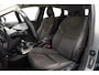 Volvo V40 T4 179pk Momentum [ Camera Trekhaak Navigatie ]