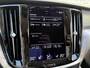 Volvo V60 2.0 B3 Momentum | Cruise Control | Trekhaak | Lederen Bekleding | Stoel-/Stuurverwarming | Navigatie | Parkeercamera |