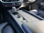 Volvo V60 2.0 B3 Momentum | Cruise Control | Trekhaak | Lederen Bekleding | Stoel-/Stuurverwarming | Navigatie | Parkeercamera |