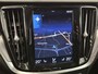 Volvo V60 2.0 B3 Momentum | Cruise Control | Trekhaak | Lederen Bekleding | Stoel-/Stuurverwarming | Navigatie | Parkeercamera |