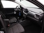 Kia Stonic 1.0 T-GDi MHEV DynamicLine | Achteruitrij camera | PDC | LED | Cruise control | Airco | Navi Carplay