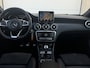 Mercedes-Benz A-klasse 180 AMG Facelift Navi Clima SportLeder Led 19" Pdc A45 Sportuitlaat