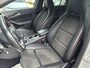Mercedes-Benz A-klasse 180 AMG | Led | Stoelverw | Zwarte hemel | Navi | 18 inch | Nap
