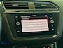 Volkswagen Tiguan 1.5 TSI R-Line | IQ.Lights Keyless HuD Camera CarPlay Elek koffer