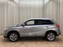 Suzuki Vitara 1.6 Comfort *Afn. Trekhaak* Navigatie / Cruise / Camera / ECC-Clima / 17" LMV / Dakspoiler / Privacy Glass