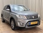 Suzuki Vitara 1.6 Comfort *Afn. Trekhaak* Navigatie / Cruise / Camera / ECC-Clima / 17" LMV / Dakspoiler / Privacy Glass