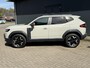 Dacia Duster 1.6 Hybrid 140 Extreme Automaat / Fabrieksgarantie tot 05-2028  / Stuur- en stoelverwarming / Voorruitverwarming / Navigatie via Apple Carplay Android / 17"  LM wielen /