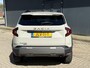 Dacia Duster 1.6 Hybrid 140 Extreme Automaat / Fabrieksgarantie tot 05-2028  / Stuur- en stoelverwarming / Voorruitverwarming / Navigatie via Apple Carplay Android / 17"  LM wielen /