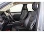 Volvo XC90 T8 Recharge AWD Ultra Dark - Luchtvering - Panorama/schuifdak - IntelliSafe Assist & Surround - 360º Camera - Bowers & Wilkins audio - Adaptieve LED koplampen - Verwarmde voorstoelen, stuur & achterbank - Parkeersensoren voor & achter - Elektr. bedienb. voorstoelen met geheugen - Geventileerde voorstoelen - Head up display - Draadloze tel. lader - Elektr. inklapbare trekhaak - 21' LMV