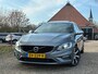 Volvo V60 2.0 D4 | R-Desing + Schuif/kanteldak + Camera + Cruise + Navi Nu € 11.975,-!!!