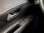 Peugeot 3008 1.2 PureTech GT-Line Sport (PANORAMADAK, APPLE CARPLAY, GROOT NAVI, 360 CAMERA, LEDER, KEYLESS, SPORTSTOELEN, ZWART HEMEL, NIEUWE APK, NIEUWSTAAT)