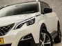 Peugeot 3008 1.2 PureTech GT-Line Sport (PANORAMADAK, APPLE CARPLAY, GROOT NAVI, 360 CAMERA, LEDER, KEYLESS, SPORTSTOELEN, ZWART HEMEL, NIEUWE APK, NIEUWSTAAT)