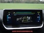 Peugeot e-2008 EV GT Première 1 fase 50 kWh / 92% SOH / PANODAK / STOELVERWARMING / ACC / CARPLAY