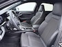 Audi A3 Sportback 45 TFSI e S-Line edition Competition | Navigatie | Carplay | Cruise Control | 18'' | Parkeerhulp |