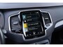 Volvo XC90 T8 Plug-in Hybrid AWD R-Design | 7-Zits | Navigatie | Trekhaak | Sportstoelen | Stoel-/Stuurverwarming | Keyless Entry | Elektrische Achterklep | Zitverlenging | Dodehoekdetectie | Adaptieve Cruise Control | Achteruitrijcamera | Parkeersensoren