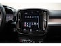 Volvo XC40 T4 Recharge R-Design [ Trekhaak Navi apple Carplay / Android Pdc ]