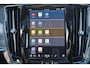 Volvo V90 T6 Recharge AWD Ultra Dark - Panorama/schuifdak - IntelliSafe Assist & Surround - 360º Camera - Harman/Kardon audio - Adaptieve LED koplampen - Verwarmde voorstoelen, stuur & achterbank - Parkeersensoren voor & achter - Elektr. bedienb. voorstoelen met geheugen - Head up display - Elektr. inklapbare trekhaak - 19' LMV