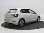 Volkswagen Polo 1.0 TSI Life Edition / Navigatie / Airco Climat Control / Apple CarPlay & Android Auto / Cruise Control / Digitaal Dashbord / LMV / LED / Stoel verwarming voor / Parkeersensoren voor & achter /