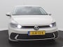 Volkswagen Polo 1.0 TSI Life Edition / Navigatie / Airco Climat Control / Apple CarPlay & Android Auto / Cruise Control / Digitaal Dashbord / LMV / LED / Stoel verwarming voor / Parkeersensoren voor & achter /