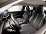 Peugeot 2008 1.2 PureTech Allure Automaat (VIRTUAL COCKPIT, APPLE CARPLAY, GROOT NAVI, 360 CAMERA, KEYLESS, SPORTSTOELEN, CRUISE, LANE ASSIST, NIEUWE APK, NIEUWSTAAT)
