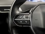 Peugeot 3008 1.2 PureTech Allure Sport (APPLE CARPLAY, GROOT NAVI, PARKEERSENSOREN, LEDER, SPORTSTOELEN, GETINT GLAS, CRUISE, NIEUWE APK, NIEUWSTAAT)