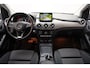 Mercedes-Benz B-klasse 180 Ambition Aut.[ Navi Trekhaak PDC Cruise Control Airco ]