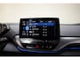 Volkswagen ID.4 KK 77 kWh First Pro 3-Fase [ Trekhaak LED Navi Camera Apple/Android Stoelverwarming ]