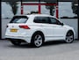 Volkswagen Tiguan 1.5 TSI Business R-Line | Navigatie | Adaptieve Cruise Control | LED Koplampen | R-Line | 19'' Lichtmetalen Velgen | Climate Control | Apple Carplay | Android Auto | Parkeersensoren | Regensensor | DAB+ Radio |