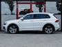 Volkswagen Tiguan 1.5 TSI Business R-Line | Navigatie | Adaptieve Cruise Control | LED Koplampen | R-Line | 19'' Lichtmetalen Velgen | Climate Control | Apple Carplay | Android Auto | Parkeersensoren | Regensensor | DAB+ Radio |