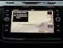 Volkswagen Tiguan 1.5 TSI Business R-Line | Navigatie | Adaptieve Cruise Control | LED Koplampen | R-Line | 19'' Lichtmetalen Velgen | Climate Control | Apple Carplay | Android Auto | Parkeersensoren | Regensensor | DAB+ Radio |