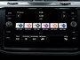 Volkswagen Tiguan 1.5 TSI Business R-Line | Navigatie | Adaptieve Cruise Control | LED Koplampen | R-Line | 19'' Lichtmetalen Velgen | Climate Control | Apple Carplay | Android Auto | Parkeersensoren | Regensensor | DAB+ Radio |