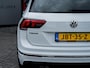 Volkswagen Tiguan 1.5 TSI Business R-Line | Navigatie | Adaptieve Cruise Control | LED Koplampen | R-Line | 19'' Lichtmetalen Velgen | Climate Control | Apple Carplay | Android Auto | Parkeersensoren | Regensensor | DAB+ Radio |