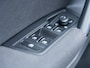 Volkswagen Tiguan 1.5 TSI Business R-Line | Navigatie | Adaptieve Cruise Control | LED Koplampen | R-Line | 19'' Lichtmetalen Velgen | Climate Control | Apple Carplay | Android Auto | Parkeersensoren | Regensensor | DAB+ Radio |