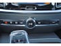 Volvo V60 T8 Recharge AWD Performance Edition - Polestar Engineered - Panorama/schuifdak - Styling kit - IntelliSafe Assist & Surround - Harman/Kardon audio - Parkeercamera achter - Verwarmde voorstoelen, stuur & achterbank - Parkeersensoren voor & achter - Elektr. bedienb. voorstoelen met geheugen - Extra getint glas - Elektr. inklapbare trekhaak - 19' LMV