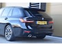 BMW 3-Serie Touring 320e Business Edition Plus * Laserlicht * Sportstoelen * Servicecontract *