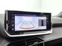 Peugeot 2008 SUV Allure Hybrid 145pk Automaat | Navigatie | Camera v+a | Climate Control | Adaptieve Cruise Control | Parkeersensoren v+a | Keyless | Dodehoeksensor | Draadloze Apple Carplay / Android Auto + telefoonlader | Digitaal instrumentenpaneel | DAB+ radio | Led koplampen | Donker getint glas | 17" lichtmetalen velgen |