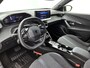 Peugeot 2008 SUV Allure Hybrid 145pk Automaat | Navigatie | Camera v+a | Climate Control | Adaptieve Cruise Control | Parkeersensoren v+a | Keyless | Dodehoeksensor | Draadloze Apple Carplay / Android Auto + telefoonlader | Digitaal instrumentenpaneel | DAB+ radio | Led koplampen | Donker getint glas | 17" lichtmetalen velgen |