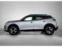 Peugeot 2008 SUV Allure Hybrid 145pk Automaat | Navigatie | Camera v+a | Climate Control | Adaptieve Cruise Control | Parkeersensoren v+a | Keyless | Dodehoeksensor | Draadloze Apple Carplay / Android Auto + telefoonlader | Digitaal instrumentenpaneel | DAB+ radio | Led koplampen | Donker getint glas | 17" lichtmetalen velgen |