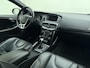 Volvo V40 2.0 T4 190pk Business Sport / Panorama dak / Lederen bekleding / On call / Stoelverwarming / Camera /