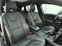 Volvo V40 2.0 T4 190pk Business Sport / Panorama dak / Lederen bekleding / On call / Stoelverwarming / Camera /