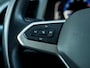 Volkswagen T-Roc 1.0 TSI Life Business Stoelverwarming | Navigatie | Virtual Cockpit | LED Koplampen | Climate Control | Parkeersensoren | DAB+ Radio | Voorverwarming Installatie | Metallic Lak | Lichtmetalen Velgen |