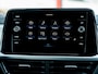 Volkswagen T-Roc 1.0 TSI Life Business Stoelverwarming | Navigatie | Virtual Cockpit | LED Koplampen | Climate Control | Parkeersensoren | DAB+ Radio | Voorverwarming Installatie | Metallic Lak | Lichtmetalen Velgen |