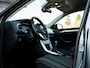 Volkswagen T-Roc 1.0 TSI Life Business Stoelverwarming | Navigatie | Virtual Cockpit | LED Koplampen | Climate Control | Parkeersensoren | DAB+ Radio | Voorverwarming Installatie | Metallic Lak | Lichtmetalen Velgen |