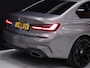 BMW 3-Serie M340i xDrive High Executive [SCHUIFKANTELDAK, MEMORY SEATS, APPLE CARPLAY, ANDROID, HEAD-UP, ADAPTIVE CRUISE, SPORTSTOELEN, BMW LASER, CAMERA, STOELVERWARMING, CLIMATE, NIEUWSTAAT]