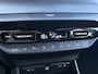 Hyundai i20 1.0 T-GDI Comfort Smart / Fabrieksgarantie t/m 8-2028 / Volledig Onderhouden / Navigatie via Apple Carplay/Android Auto / Stuur-/Stoelverwarming / Achteruitrijcamera / Cruise Control / Climate control / Trekgewicht 1110 kg /