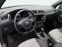 Volkswagen Tiguan 1.5 TSi 150 Pk Automaat Highline Business R-Line | Trekhaak | Panoramadak | Stoelverwarming | Adaptive Cruise | Leer | Camera | Navigatie | 19 Inch | 86.551 Km !!